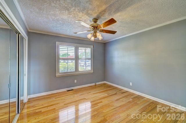 1014 Ranbar Street, Cherryville, NC 28021
