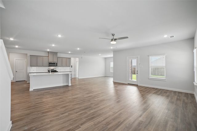 809 Vineyard Way, Forney, TX 75126
