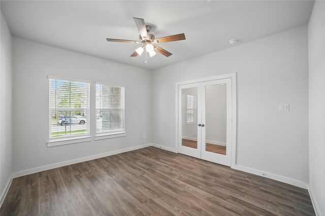 809 Vineyard Way, Forney, TX 75126