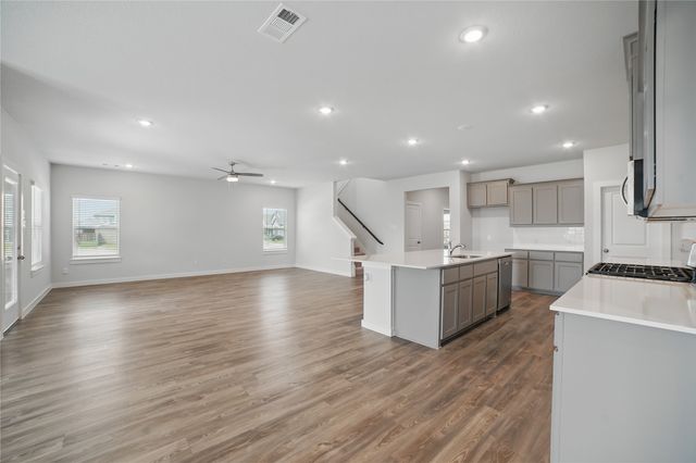 809 Vineyard Way, Forney, TX 75126