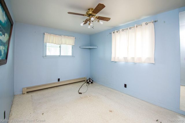 6533 RIVER Road, Marine City, MI 48039