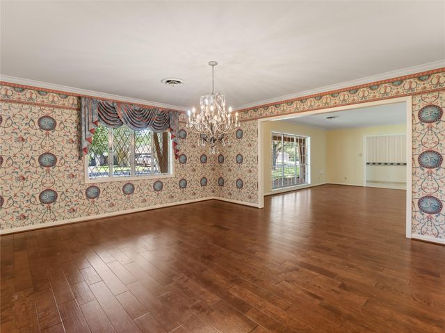 2310 Oak Drive, Bay City, TX 77414