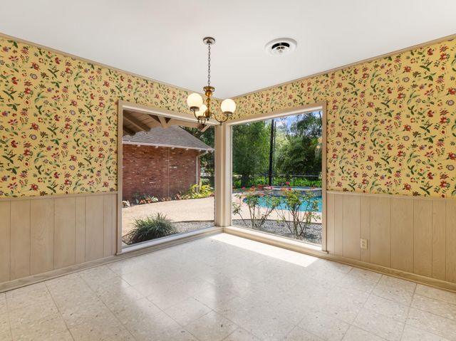 2310 Oak Drive, Bay City, TX 77414