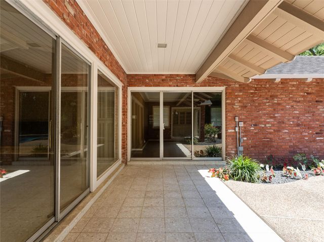 2310 Oak Drive, Bay City, TX 77414