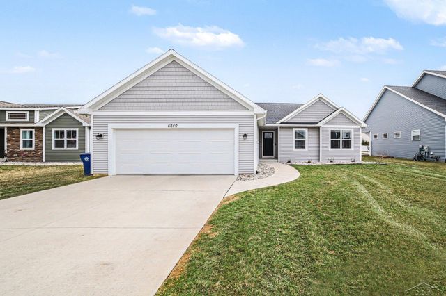 5840 Cotton Top Crest, Tittabawassee Twp, MI 48623