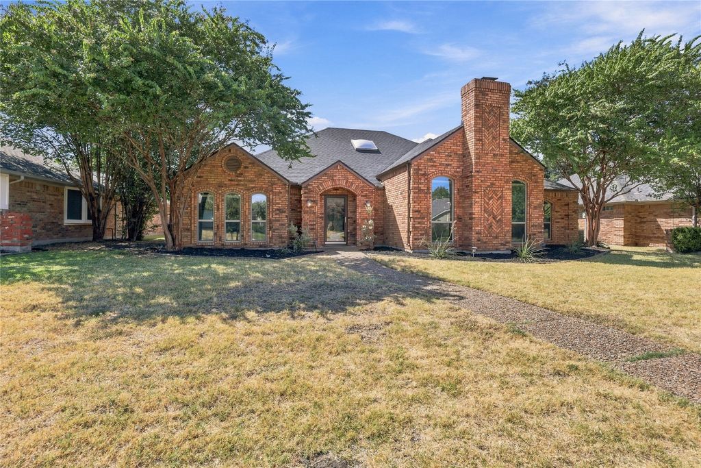 2312 Stone Glen Lane, Carrollton, TX 75007 — photo 3