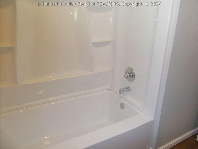 228 Crooked Creek Road, Scott Depot, WV 25560