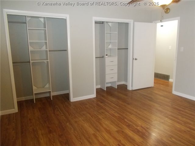 228 Crooked Creek Road, Scott Depot, WV 25560