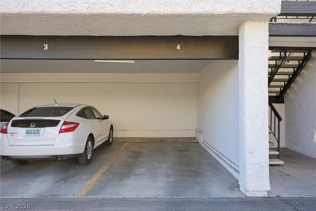 1455 East Katie Avenue A21, Las Vegas, NV 89119