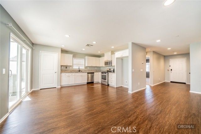 381 Brittania Road, Hemet, CA 92543