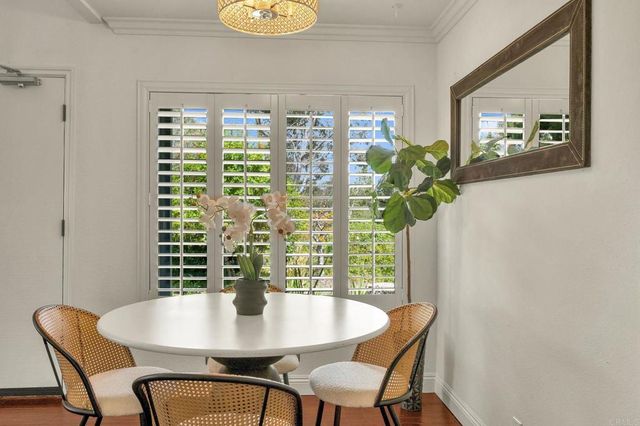 8151 Caminito Sonoma, La Jolla, CA 92037