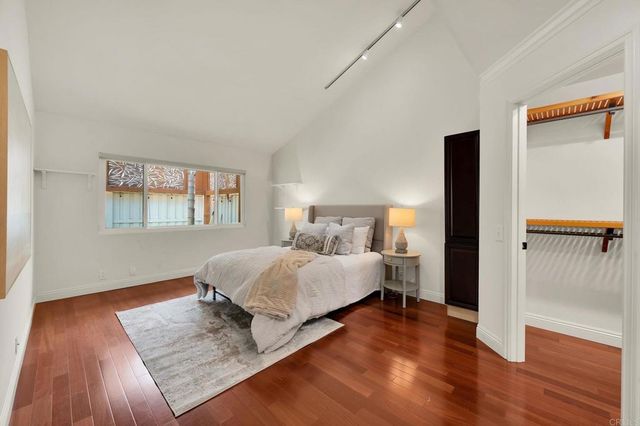 8151 Caminito Sonoma, La Jolla, CA 92037