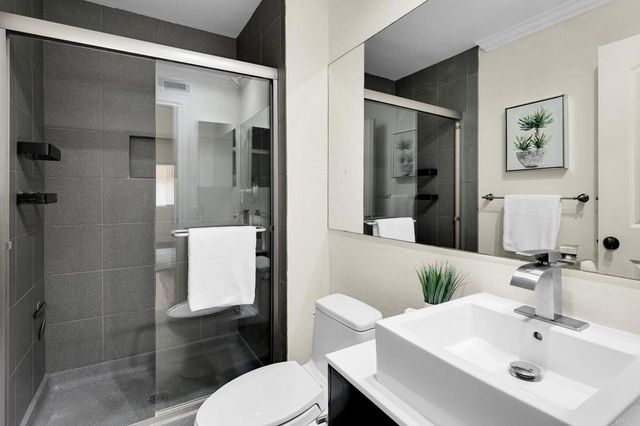 8151 Caminito Sonoma, La Jolla, CA 92037