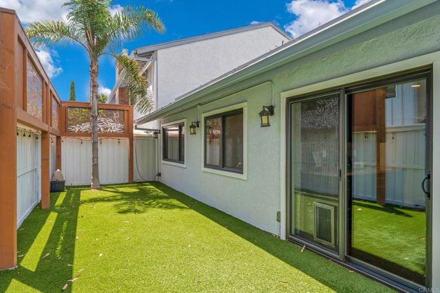8151 Caminito Sonoma, La Jolla, CA 92037