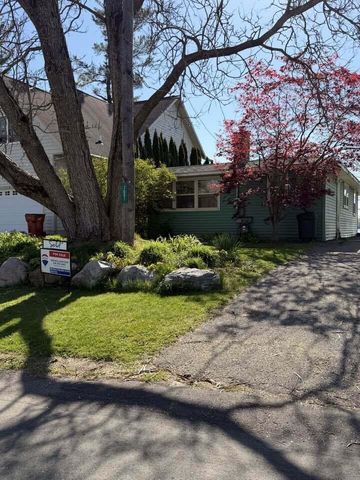 7091 Davies Drive, Rockford, MI 49341