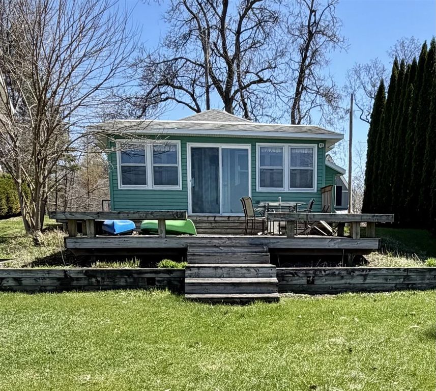7091 Davies Drive, Rockford, MI 49341