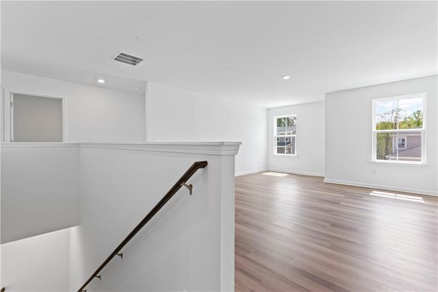 3084 Orwell Drive, Gainesville, GA 30507