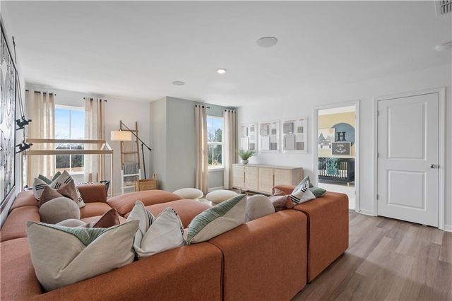 3084 Orwell Drive, Gainesville, GA 30507