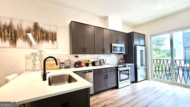 2199 Lenox Road NE 17, Atlanta, GA 30324