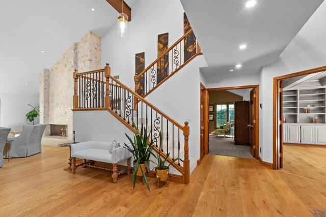 9125 Shady Hollow Way, Fair Oaks, CA 95628