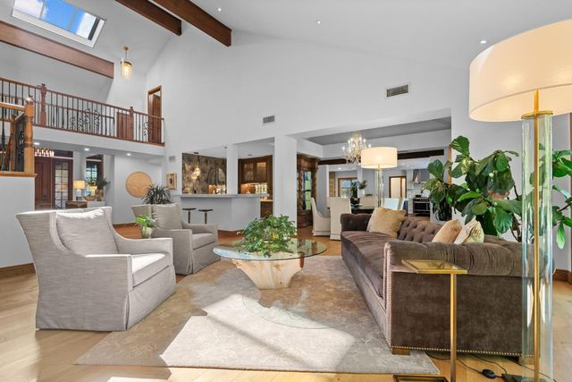 9125 Shady Hollow Way, Fair Oaks, CA 95628