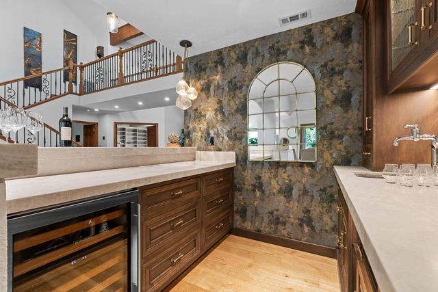 9125 Shady Hollow Way, Fair Oaks, CA 95628