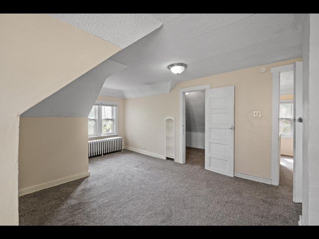 3328 5th Avenue S, Minneapolis, MN 55408