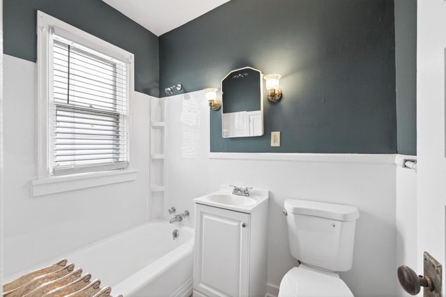 3328 5th Avenue S, Minneapolis, MN 55408