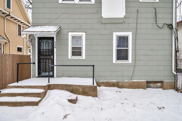 3328 5th Avenue S, Minneapolis, MN 55408