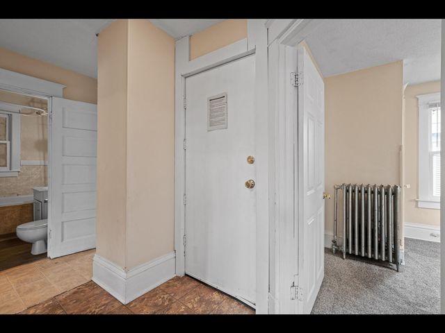 3328 5th Avenue S, Minneapolis, MN 55408