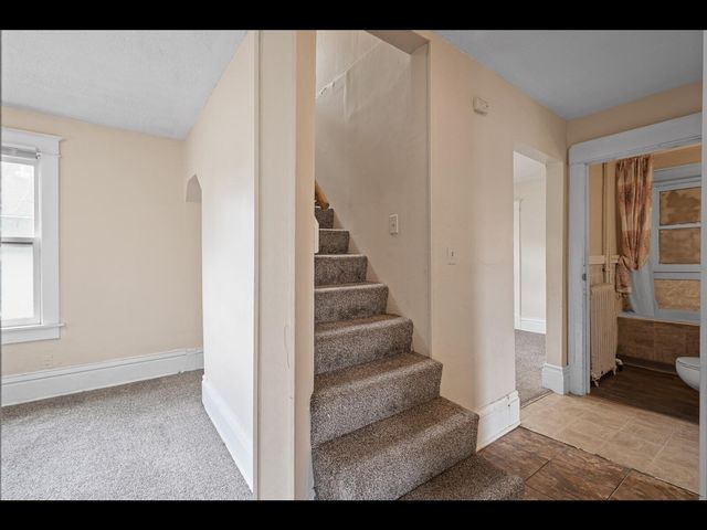 3328 5th Avenue S, Minneapolis, MN 55408