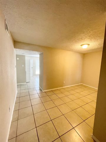 19319 Lazy Valley Drive, Katy, TX 77449