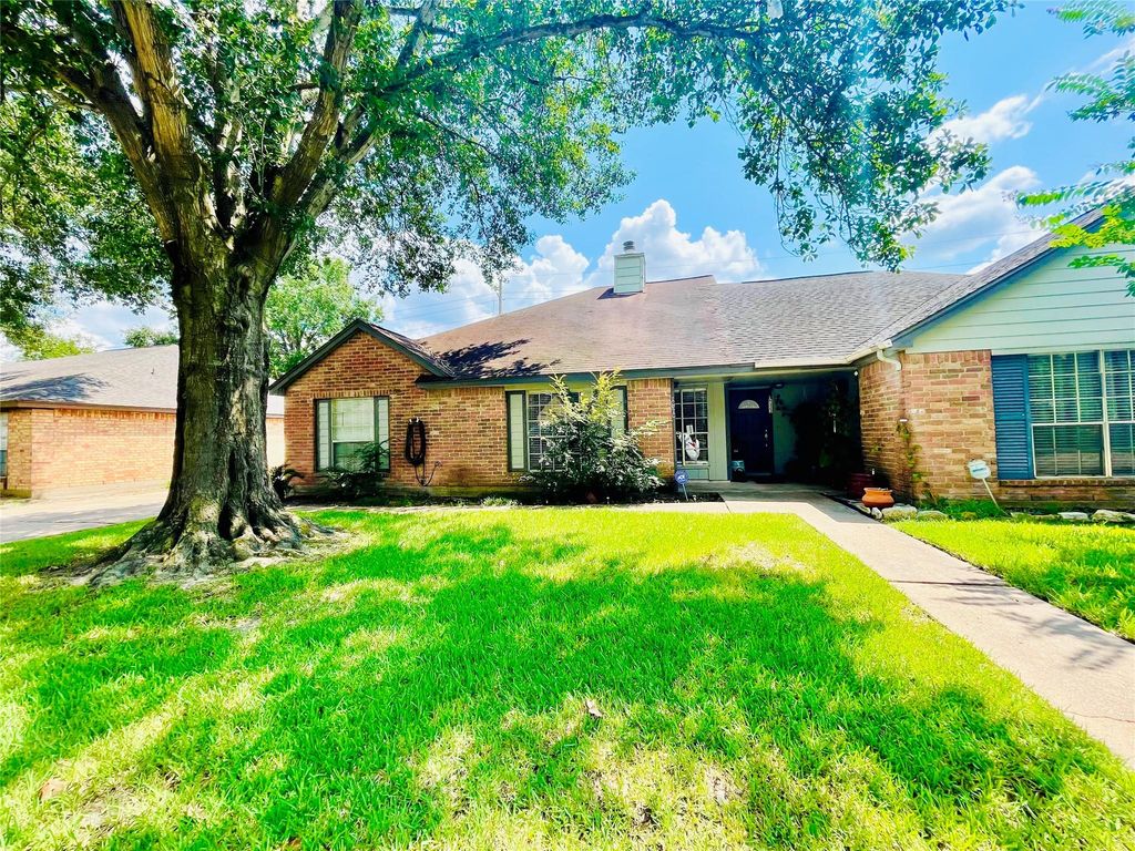 19319 Lazy Valley Drive, Katy, TX 77449