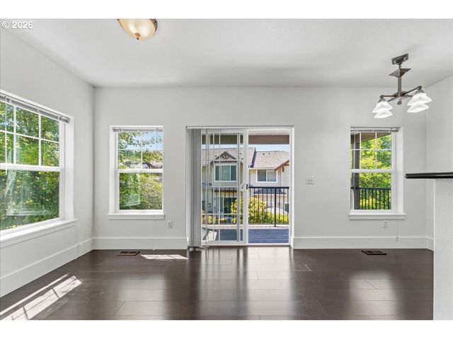 724 Nw 118TH Ave, Portland, OR 97229