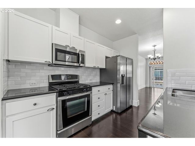 724 Nw 118TH Ave, Portland, OR 97229