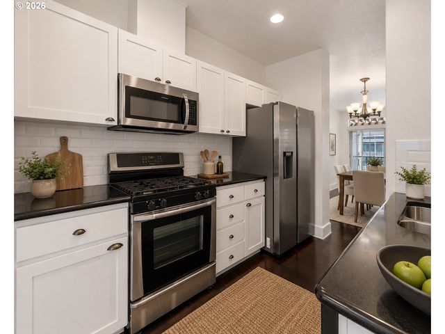 724 Nw 118TH Ave, Portland, OR 97229