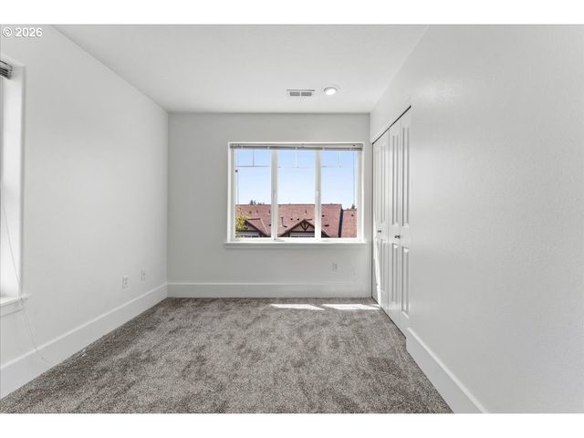 724 Nw 118TH Ave, Portland, OR 97229