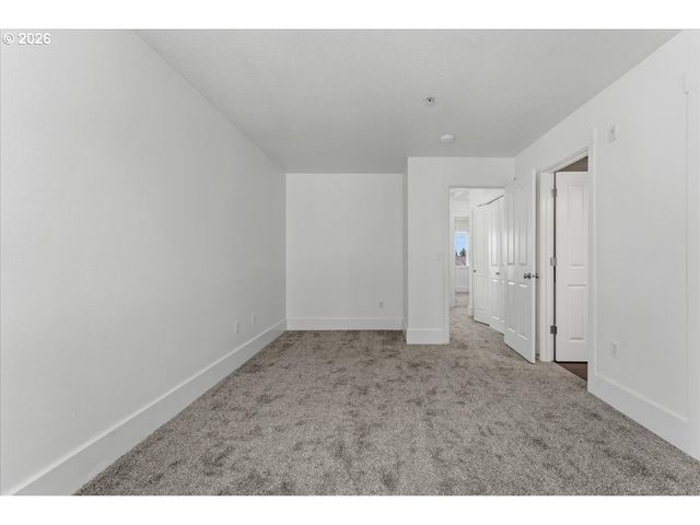 724 Nw 118TH Ave, Portland, OR 97229