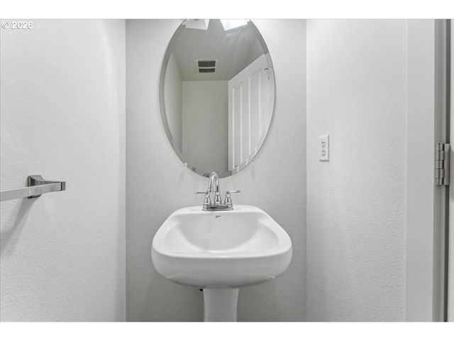 724 Nw 118TH Ave, Portland, OR 97229