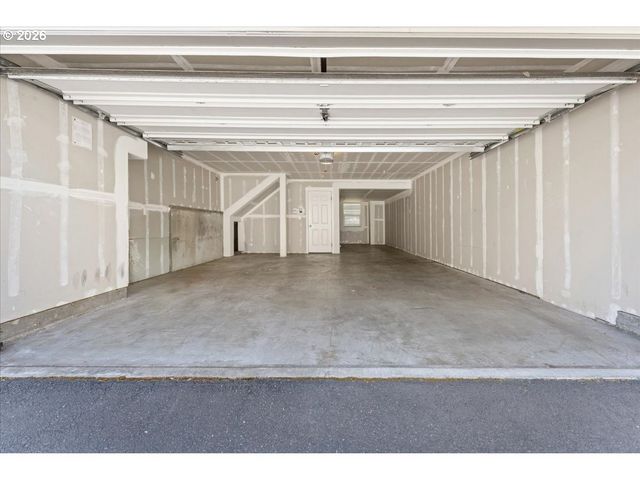 724 Nw 118TH Ave, Portland, OR 97229