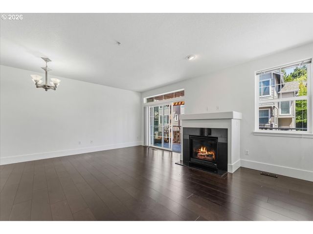 724 Nw 118TH Ave, Portland, OR 97229