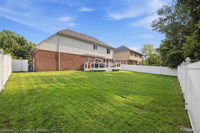 26643 Carly Drive, Brownstown, MI 48174
