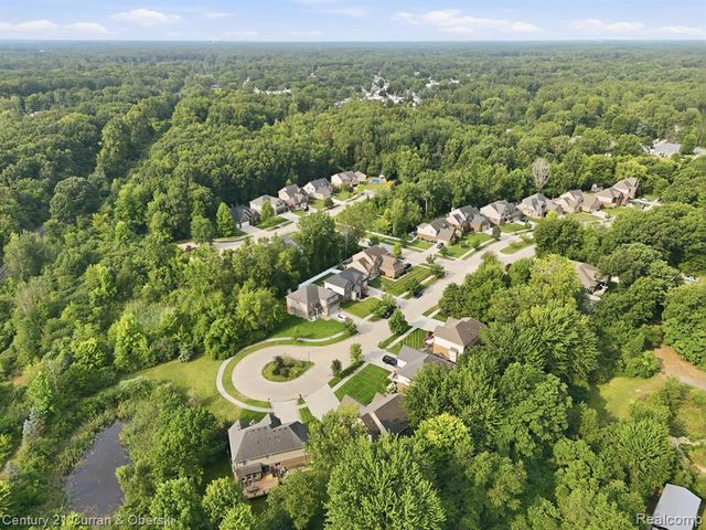 26643 Carly Drive, Brownstown, MI 48174