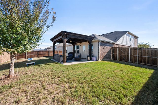 4520 Knoll Gardens Way, Fort Worth, TX 76036