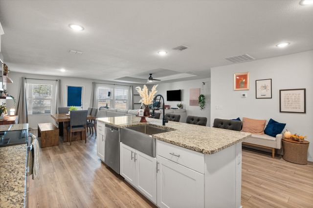 4520 Knoll Gardens Way, Fort Worth, TX 76036