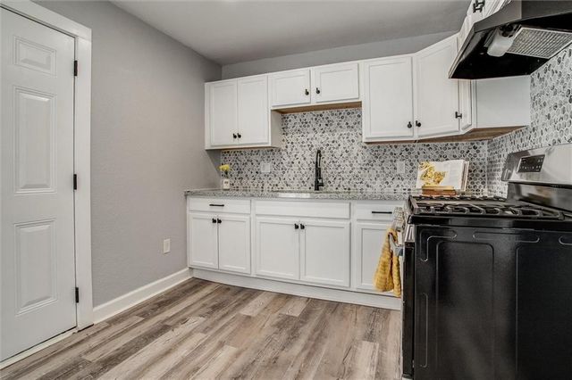 7119 E 111th Terrace, Kansas City, MO 64134