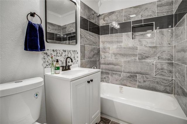 7119 E 111th Terrace, Kansas City, MO 64134