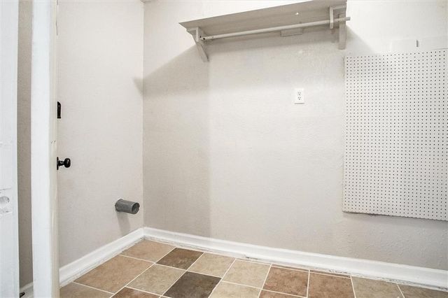 7119 E 111th Terrace, Kansas City, MO 64134