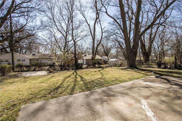 7119 E 111th Terrace, Kansas City, MO 64134