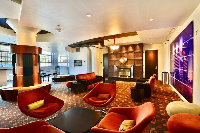 2600 W 7th Street 2820, Fort Worth, TX 76107